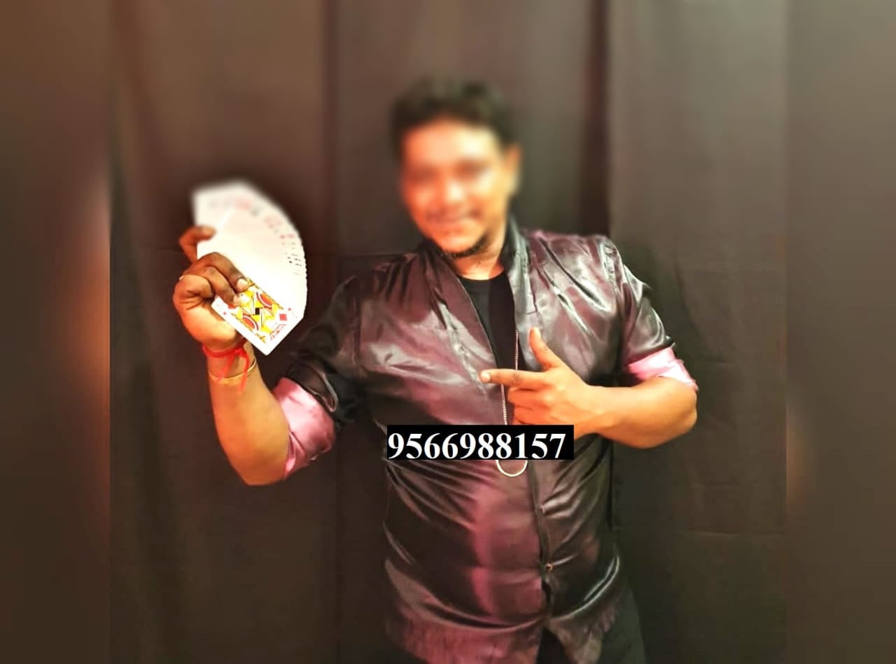Magician in mettupalayam.jpeg